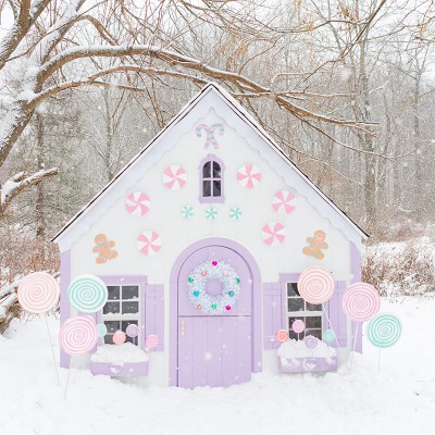 DIY Christmas Decor for Lucy's Playhouse 